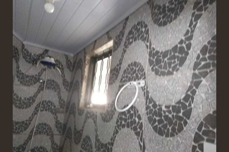 Banheiro de casa para alugar com 1 quarto, 60m² em Bangu, Rio de Janeiro