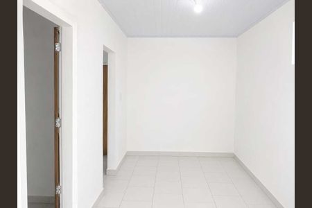 Sala de casa para alugar com 1 quarto, 60m² em Bangu, Rio de Janeiro