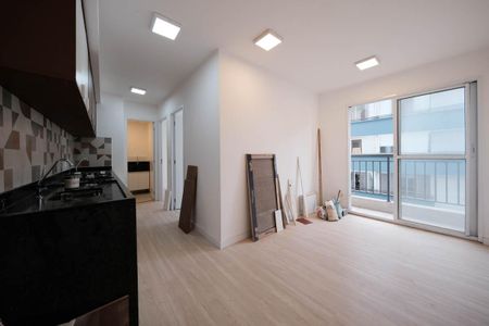 Sala/Cozinha de apartamento para alugar com 2 quartos, 36m² em Vila Nova, São Paulo