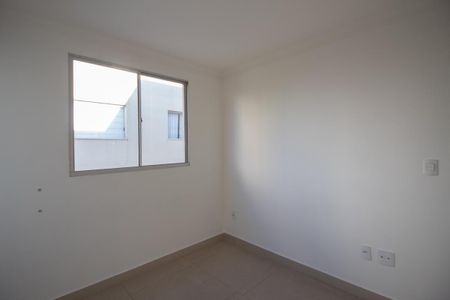 Apartamento para alugar com 80m², 2 quartos e 2 vagas Apartamento para alugar com 80m², 2 quartos e 2 vagasSuíte