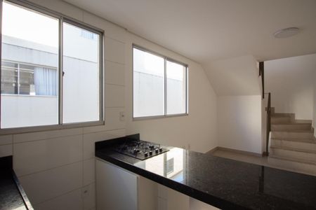 Apartamento para alugar com 80m², 2 quartos e 2 vagas Apartamento para alugar com 80m², 2 quartos e 2 vagasCozinha