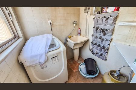 Apartamento à venda com 80m², 2 quartos e 1 vaga Apartamento à venda com 80m², 2 quartos e 1 vagaÁrea de serviço