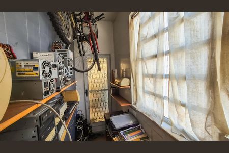 Apartamento à venda com 80m², 2 quartos e 1 vaga Apartamento à venda com 80m², 2 quartos e 1 vagaAcesso área de serviço