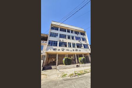 Apartamento à venda com 80m², 2 quartos e 1 vaga Apartamento à venda com 80m², 2 quartos e 1 vagaFachada