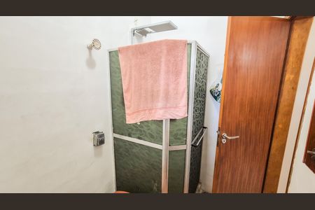 Apartamento à venda com 80m², 2 quartos e 1 vaga Apartamento à venda com 80m², 2 quartos e 1 vagaBanheiro