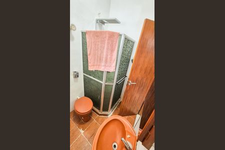 Apartamento à venda com 80m², 2 quartos e 1 vaga Apartamento à venda com 80m², 2 quartos e 1 vagaBanheiro