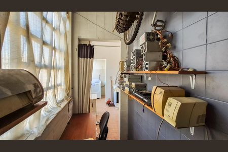 Apartamento à venda com 80m², 2 quartos e 1 vaga Apartamento à venda com 80m², 2 quartos e 1 vagaAcesso área de serviço