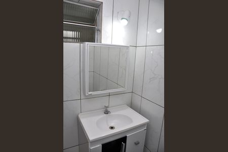 Casa para alugar com 75m², 2 quartos e 1 vaga Casa para alugar com 75m², 2 quartos e 1 vagaDetalhe - Banheiro Social