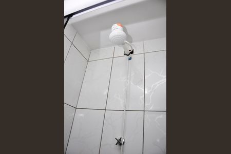 Casa para alugar com 75m², 2 quartos e 1 vaga Casa para alugar com 75m², 2 quartos e 1 vagaDetalhe - Banheiro Social