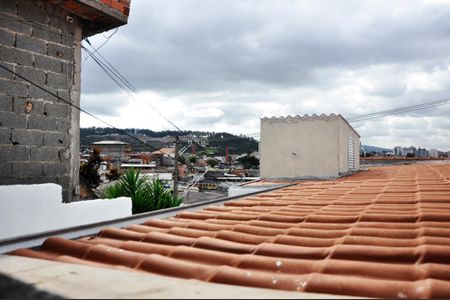 Casa para alugar com 75m², 2 quartos e 1 vaga Casa para alugar com 75m², 2 quartos e 1 vagaDetalhe - Vista da Varanda e Área de Serviço