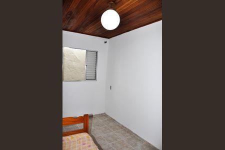 Casa para alugar com 75m², 2 quartos e 1 vaga Casa para alugar com 75m², 2 quartos e 1 vagaDetalhe - Quarto 01