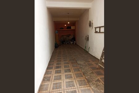 Garagem de casa para alugar com 2 quartos, 75m² em Vila Zat, São Paulo