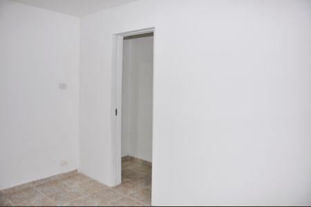 Casa para alugar com 75m², 2 quartos e 1 vaga Casa para alugar com 75m², 2 quartos e 1 vagaDetalhe - Quarto 02