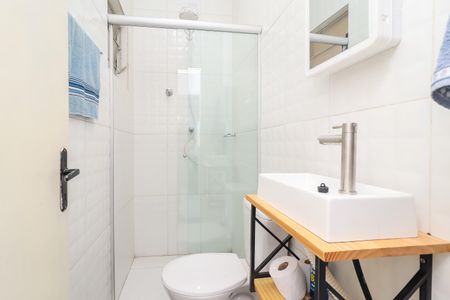 Casa para alugar com 70m², 2 quartos e sem vaga Casa para alugar com 70m², 2 quartos e sem vagaBanheiro
