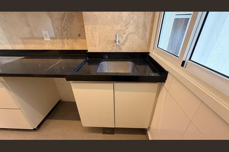 Área de Serviço de apartamento para alugar com 2 quartos, 70m² em Setor Pedro Ludovico, Goiânia