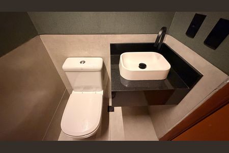 Lavabo de apartamento para alugar com 2 quartos, 70m² em Setor Pedro Ludovico, Goiânia