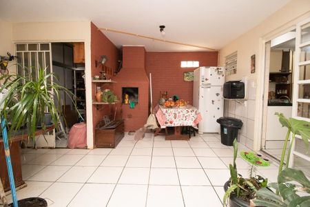 Casa à venda com 240m², 4 quartos e 3 vagas Casa à venda com 240m², 4 quartos e 3 vagasÁrea comum