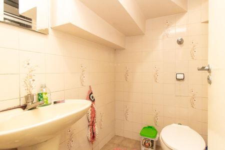 Casa à venda com 240m², 4 quartos e 3 vagas Casa à venda com 240m², 4 quartos e 3 vagasLavabo