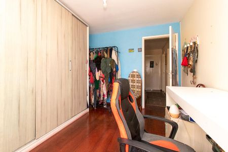 Casa à venda com 240m², 4 quartos e 3 vagas Casa à venda com 240m², 4 quartos e 3 vagasQuarto 1