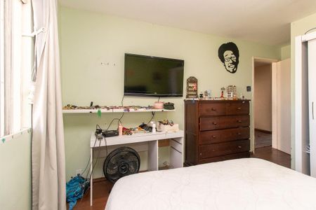 Casa à venda com 240m², 4 quartos e 3 vagas Casa à venda com 240m², 4 quartos e 3 vagasQuarto 2