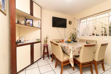 Casa à venda com 240m², 4 quartos e 3 vagas Casa à venda com 240m², 4 quartos e 3 vagasSala de Jantar