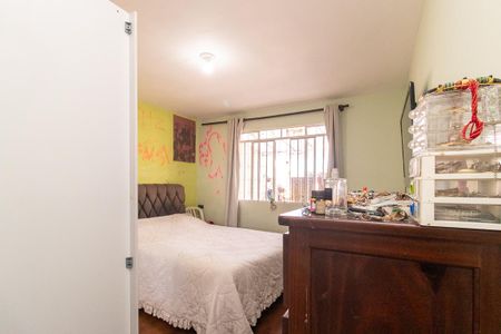 Casa à venda com 240m², 4 quartos e 3 vagas Casa à venda com 240m², 4 quartos e 3 vagasQuarto 2