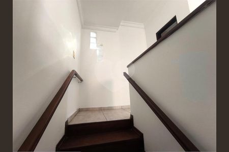 Casa à venda com 100m², 1 quarto e 3 vagas