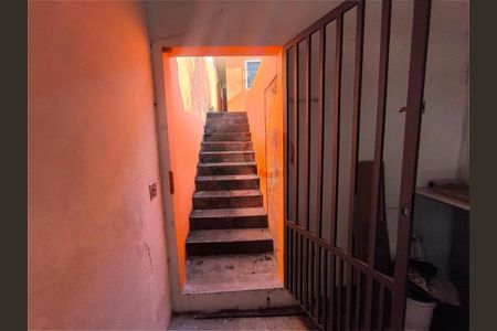 Casa à venda com 100m², 1 quarto e 3 vagas