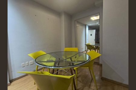 Apartamento à venda com 2 quartos, 58m² em Copacabana, Rio de Janeiro