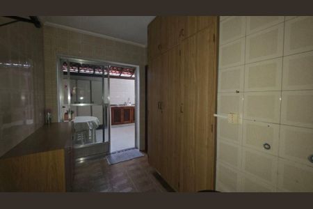 Casa à venda com 3 quartos, 184m² em Jardim das Vertentes, São Paulo