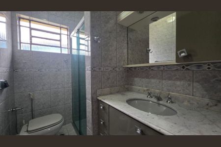 Casa à venda com 3 quartos, 184m² em Jardim das Vertentes, São Paulo