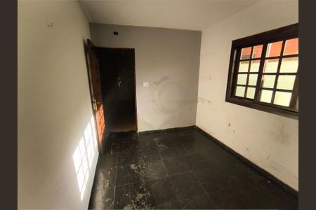 Casa à venda com 80m², 3 quartos e 3 vagas