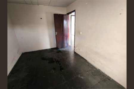 Casa à venda com 80m², 3 quartos e 3 vagas