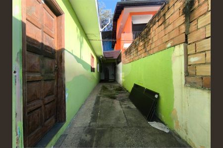 Casa à venda com 3 quartos, 80m² em Jardim das Esmeraldas, Taboão da Serra
