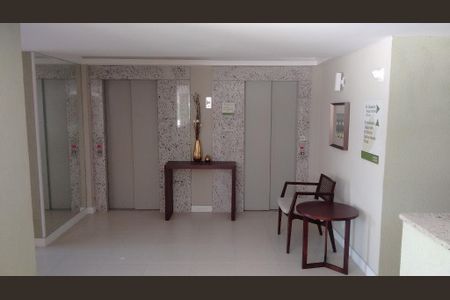 Apartamento à venda com 2 quartos, 55m² em Maria Paula, Niterói