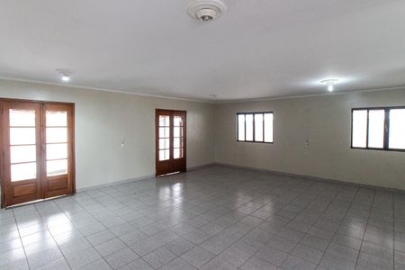Casa para alugar com 299m², 3 quartos e 5 vagas Casa para alugar com 299m², 3 quartos e 5 vagasSalão