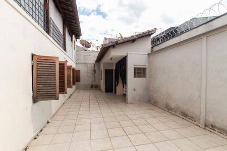 Casa para alugar com 299m², 3 quartos e 5 vagas Casa para alugar com 299m², 3 quartos e 5 vagasÁrea de Serviço
