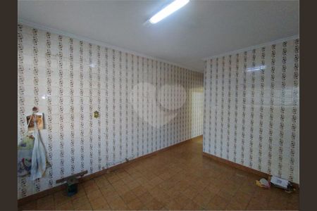 Casa à venda com 3 quartos, 131m² em Vila Paulo Silas, São Paulo