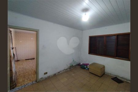 Casa à venda com 3 quartos, 131m² em Vila Paulo Silas, São Paulo