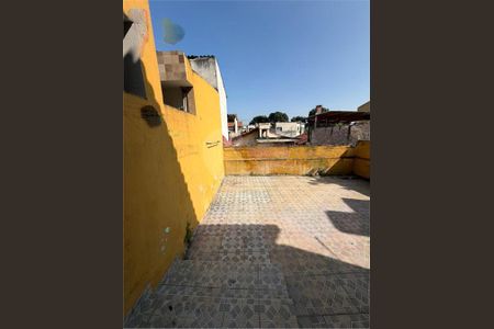 Casa de condomínio à venda com 161m², 4 quartos e 2 vagas