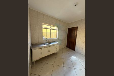 Casa de condomínio à venda com 161m², 4 quartos e 2 vagas