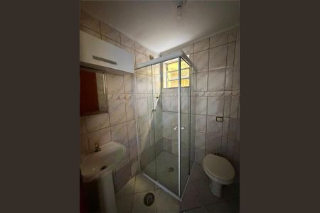Casa de condomínio à venda com 161m², 4 quartos e 2 vagas