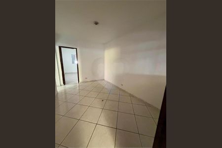 Casa de condomínio à venda com 161m², 4 quartos e 2 vagas