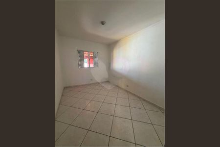 Casa de condomínio à venda com 161m², 4 quartos e 2 vagas