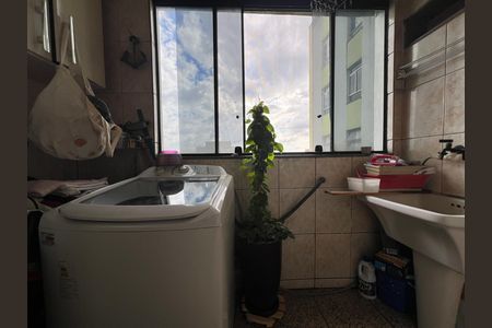 Apartamento à venda com 3 quartos, 110m² em Conjunto California, Belo Horizonte