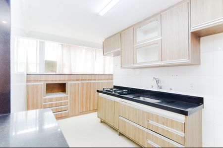 Cozinha  de apartamento à venda com 3 quartos, 63m² em Parque Cecap, Guarulhos