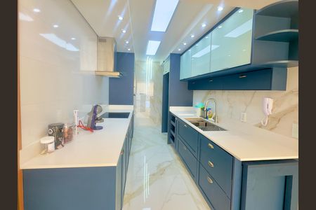Apartamento à venda com 110m², 3 quartos e 2 vagas Apartamento à venda com 110m², 3 quartos e 2 vagasCozinha