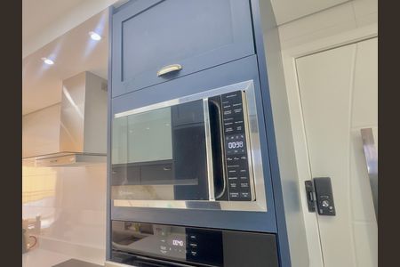Cozinha de apartamento à venda com 3 quartos, 110m² em Vila Leonor, Guarulhos