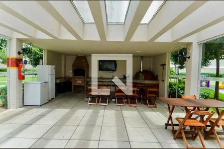 Apartamento à venda com 110m², 3 quartos e 2 vagas Apartamento à venda com 110m², 3 quartos e 2 vagasÁrea comum - Churrasqueira