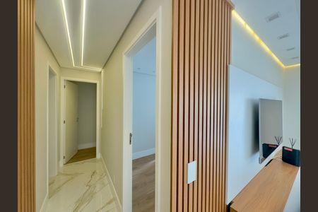 Apartamento à venda com 110m², 3 quartos e 2 vagas Apartamento à venda com 110m², 3 quartos e 2 vagasCorredor interno